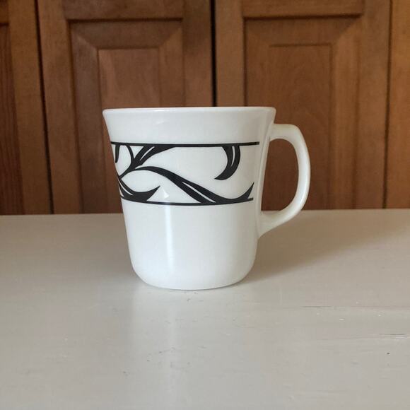 Vintage Corelle by Corningware “Lyrics” Coffee Cup - Picture 1 of 10